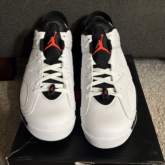 Air Jordan 6 Retro Low - Picture 2 of 7